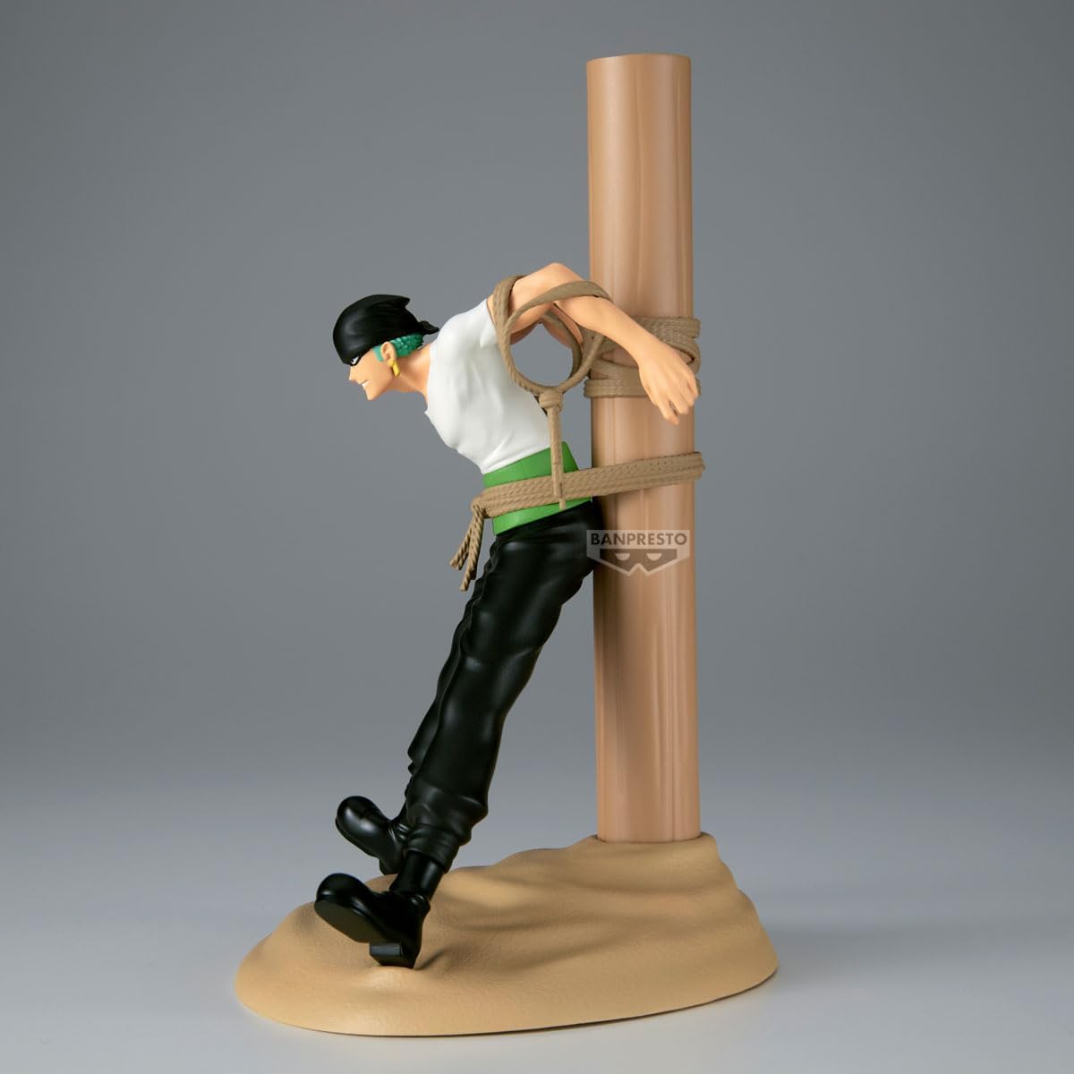 Banpresto - One Piece - Pirate Hunter Zoro FL Figure
