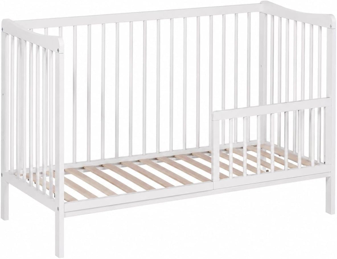Kinderbett Sasha 120x60 cm aus Buchenholz, umbaubar zum Juniorbett mit Rausfallschutz, EN 716 geprüft, 3-Fach höhenverstellbar (Weiß)