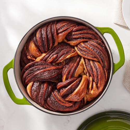 Amazon Basics Faitout Ronde en fonte émaillée avec couvercle 4.1 L, Vert – Image 7