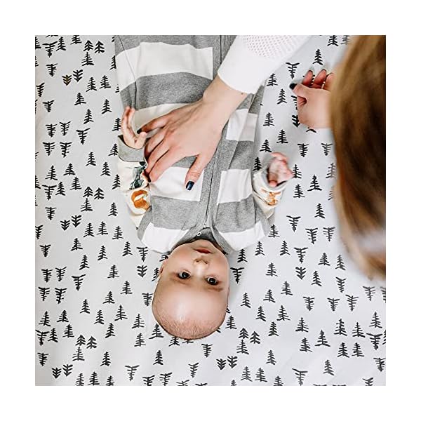 Burt's Bees Baby – Bee Essentials gestreiftes Bettlaken für Kinderbetten und Kleinkindermatratzen (Blüte) – Bild 6