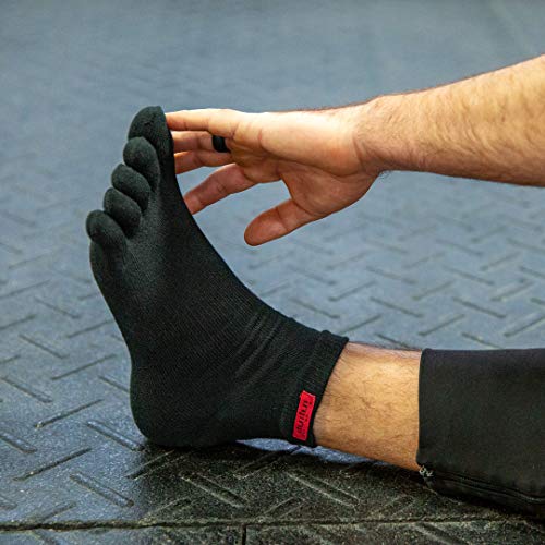 injinji Men's Sport Mini Crew Toesocks2