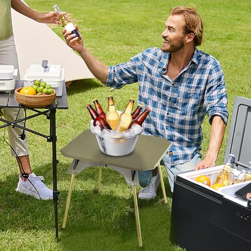 Table de camping pliante légère pour optimiser l'espace sous la tente