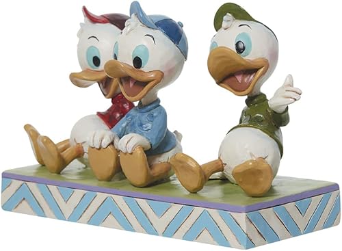 Miniatura 2 de Enesco Jim Shore Disney Traditions Huey Dewey y Louie - Figura sentada de 6.5 pulgadas