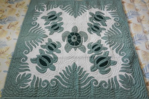 Hawaiian Quilt Lap Blanket/Wall Hanging 100% Hand Quilted/Hand Appliqued 60x60