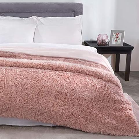 Sleepdown Blush Pink Luxury Fleece Throw Cover