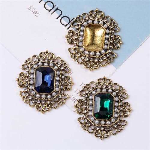 Image of WCRAZYE Antique Rhinestone Brooch Pin for Women Girls Gold Tone Vintage Baroque Rectangle Crystal Shell Pearl Boho Victorian Style Brooches Lapel Pins Elegant Wedding Christmas Festival Ornament Jewelry Gift