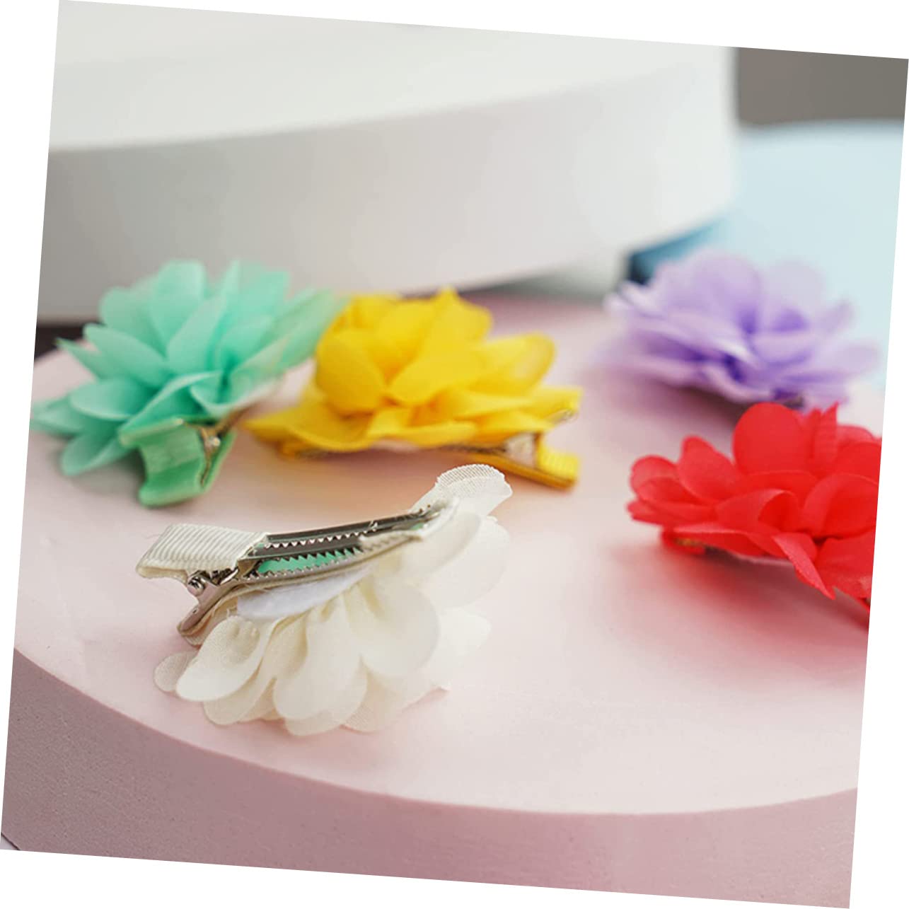 VICASKY 100pezzi Pz Fermagli Per Chiffon Forma Di Fiore Per Bambine Accessori Colorati Per Festa Di Compleanno Matrimonio e Occasioni Speciali