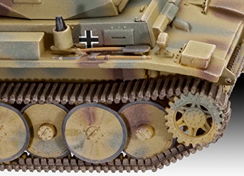 Revell Rv03266 03266 Pzkpfw Ii Ausf. L. 'Luchs' (Sd.kfz.123) 1: 72 Scale Model Kit, Various #TOP5