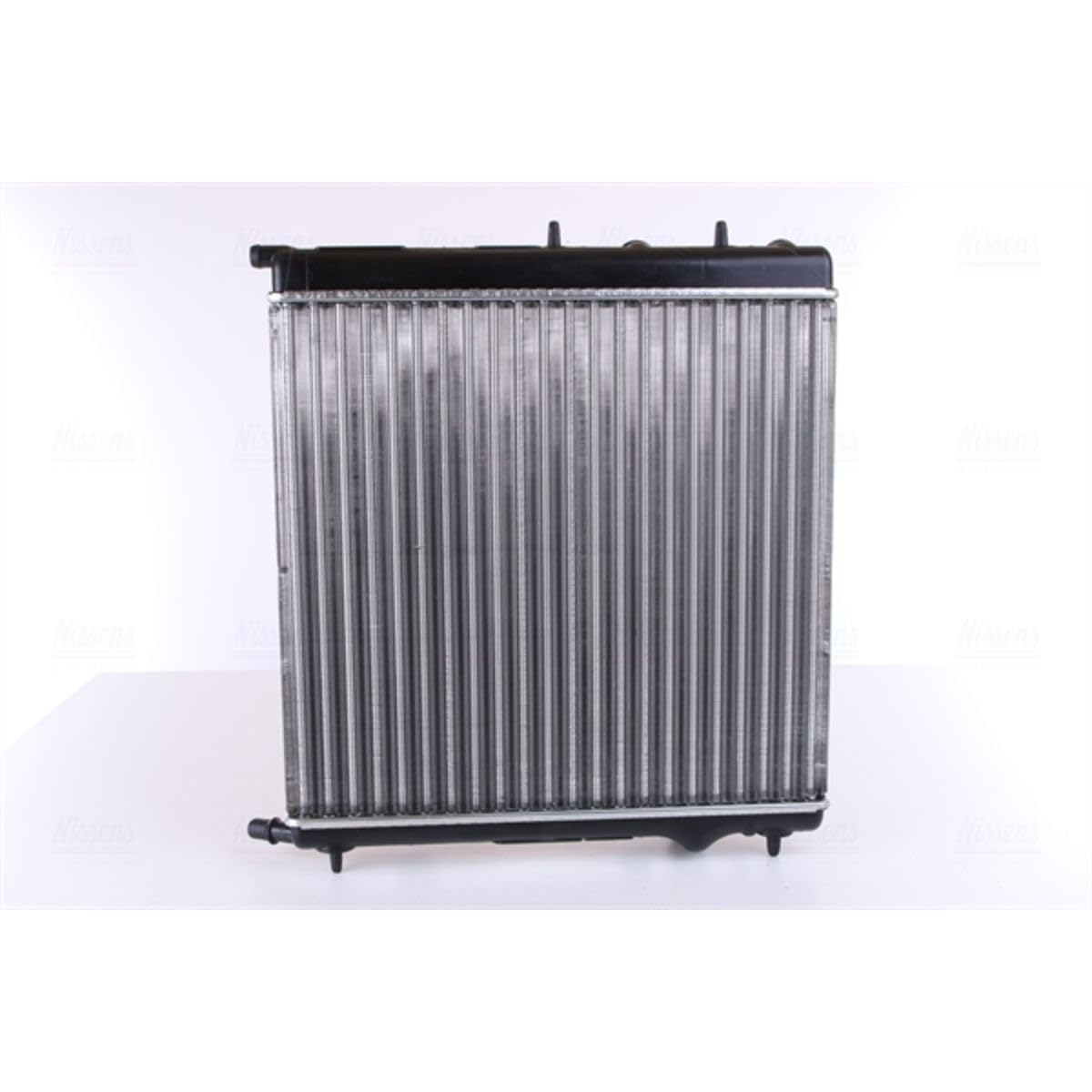 NISSENS Radiatore, Raffreddamento motore 61284 | Compatibile con: Citroen C2, C3 I, C3 II, C3 Pluriel, Peugeot 1007, 207, 207 SW