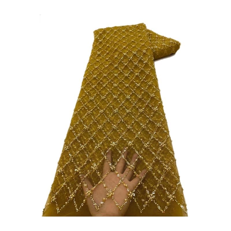 Tissu à paillettes stéréo or pour personnaliser votre décolleté de fête et vos projets DIY