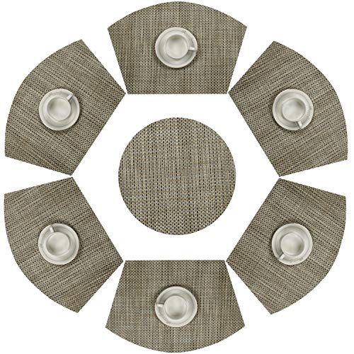 SHACOS Round Table Placemats Set of 7 Woven Vinyl Wedge Placemats with Centerpiece Round Table Mat Heat Resistant Wipe Clean (7, Bamboo Green)
