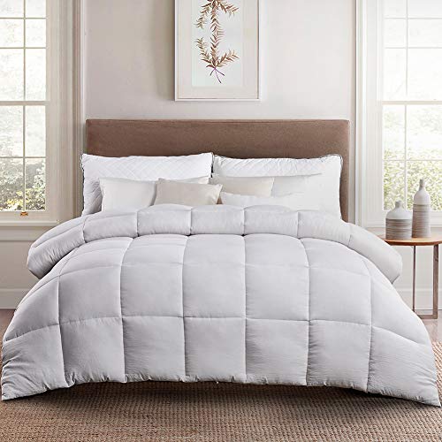 MoMA Light Gray Quilted Queen Comforter - Duvet Insert Comforter Set - Elegant Bedding for Comfort - Queen-Size Bed Comforter - Hotel Down Alternative Comforter - Quilted Design Comforter - 86