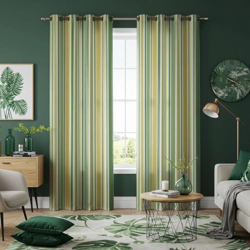 Rideaux à œillets à rayures verticales pour agrandir visuellement un salon