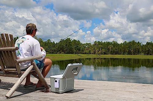 Image of ENGEL Live Bait Cooler PRO for Fishing - Portable Minnow and Bait Bucket with Lithium-Ion Rechargeable Aerator