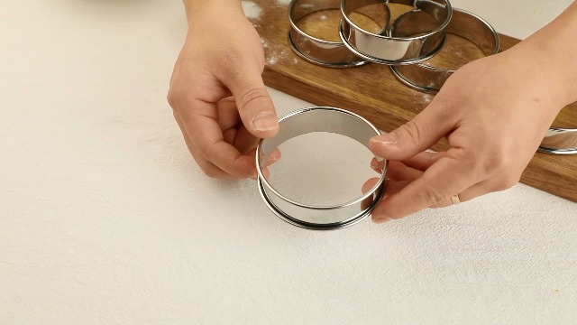 Fegtrty 12 Pack 4 Inch Dubbelgewalste Engelse Muffin Ringen, Crumpet Rings, Tart Ringen, Ronde