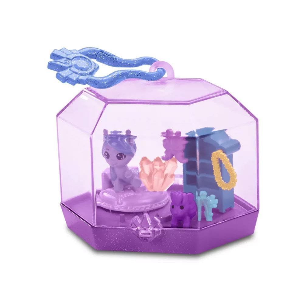 My Little Pony Mini World Magic Izzy Moonbow F5244 Crystal Key Ring with 2.5 cm Figure and Accessories, Blau-weiß-lila - Image 4