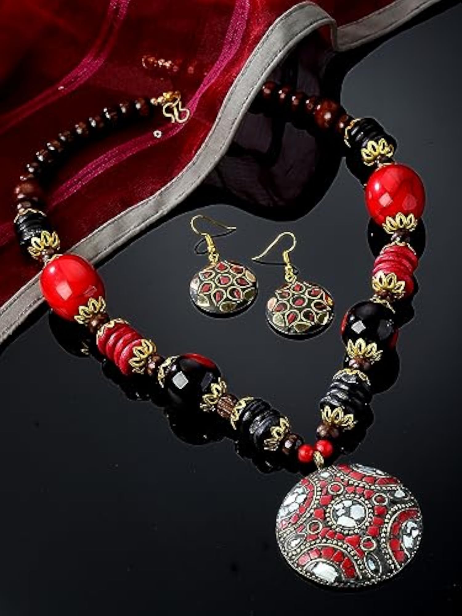 Traditional Tibetan Pendant Necklace Set