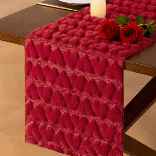 Red Heart Valentine's Day Romantic Plush Faux Fur Jacquard Table Runner
