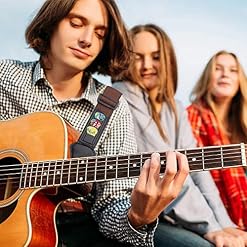 PIQIUQIU Sangle de Guitare Réglable en Coton Guitare Électrique Bandoulière Courroie de Guitare Confortable avec 3 Porte… - Les Beatles, Paul McCartney, John Lennon, RIngo Starr, George Harrison PIQIUQIU Sangle de Guitare Réglable en Coton Guitare Électrique Bandoulière Courroie de Guitare Confortable avec 3 Porte… – Image 2