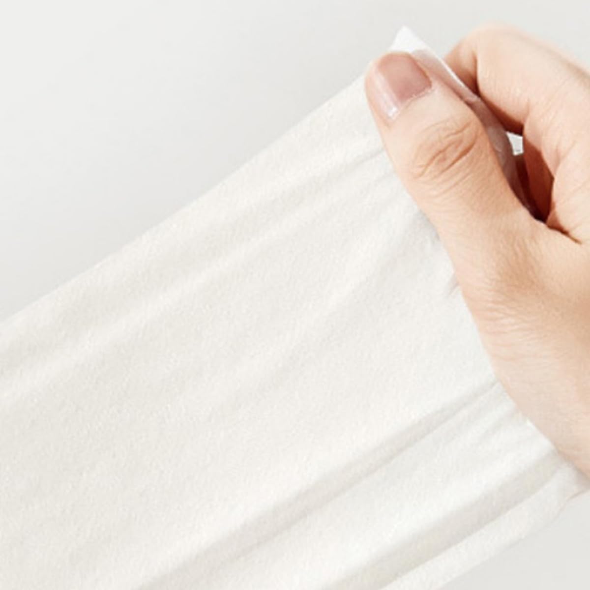 50 Stück Weiße Dicke Servietten aus Zellstoff Hautfreundlich und Einweg Geeignet für Hochzeiten und Partys Elegantes Design