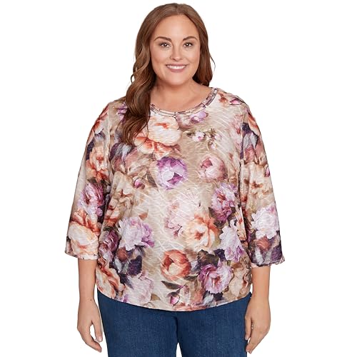 Textured Floral Ruched Sides Top