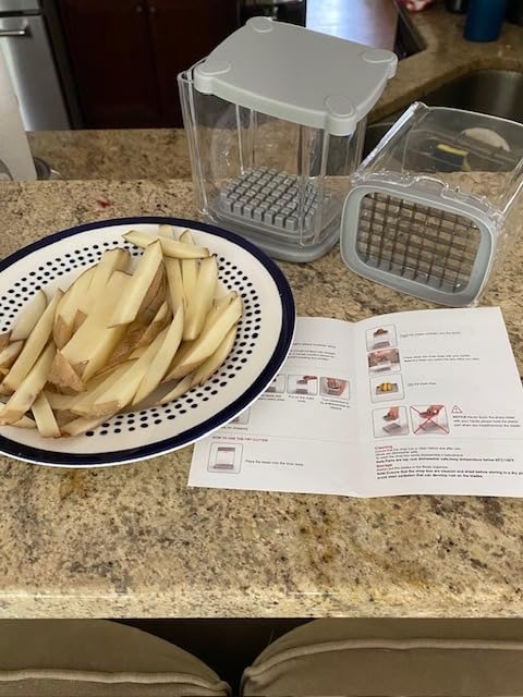 French Fry Cutter. 4 in 1 Potato Wedge Cutter with 4 Blades. Manual Press Food Chopper with Container for Fruit Vegetable Potato Wedge photo review