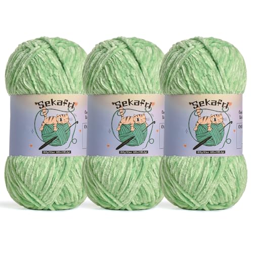 Image of 3 Pack of 300g (590yds) Fuzzy Chenille Yarn for Crocheting,Fluffy Amigurumi Crochet Yarn for DIY Craft /Hat /Clothes, Soft Velvet Baby Blanket Yarns(3 Light Green)