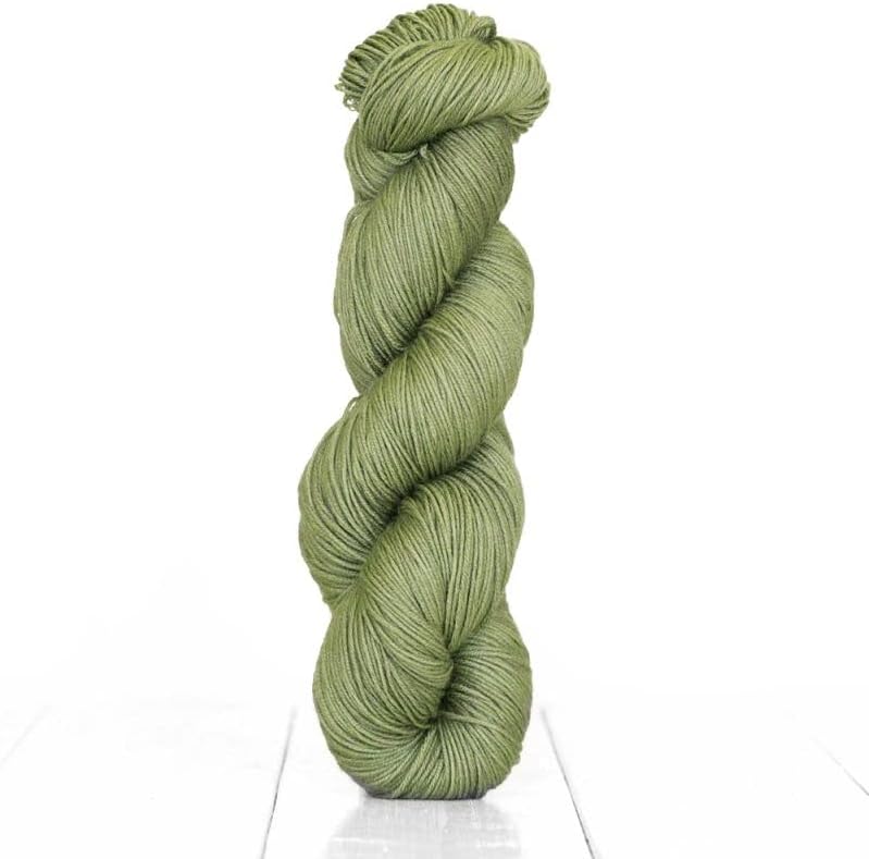Urth Yarns Harvest Fingering Grape Leaf