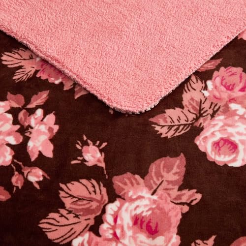 Image of Betsey Johnson - Twin Size Blanket, Soft Plush Bedding with Cozy Sherpa Reverse, Blanket for Couch or Bed, Floral Room Decor, Lightweight for All Seasons (Garden Pink)