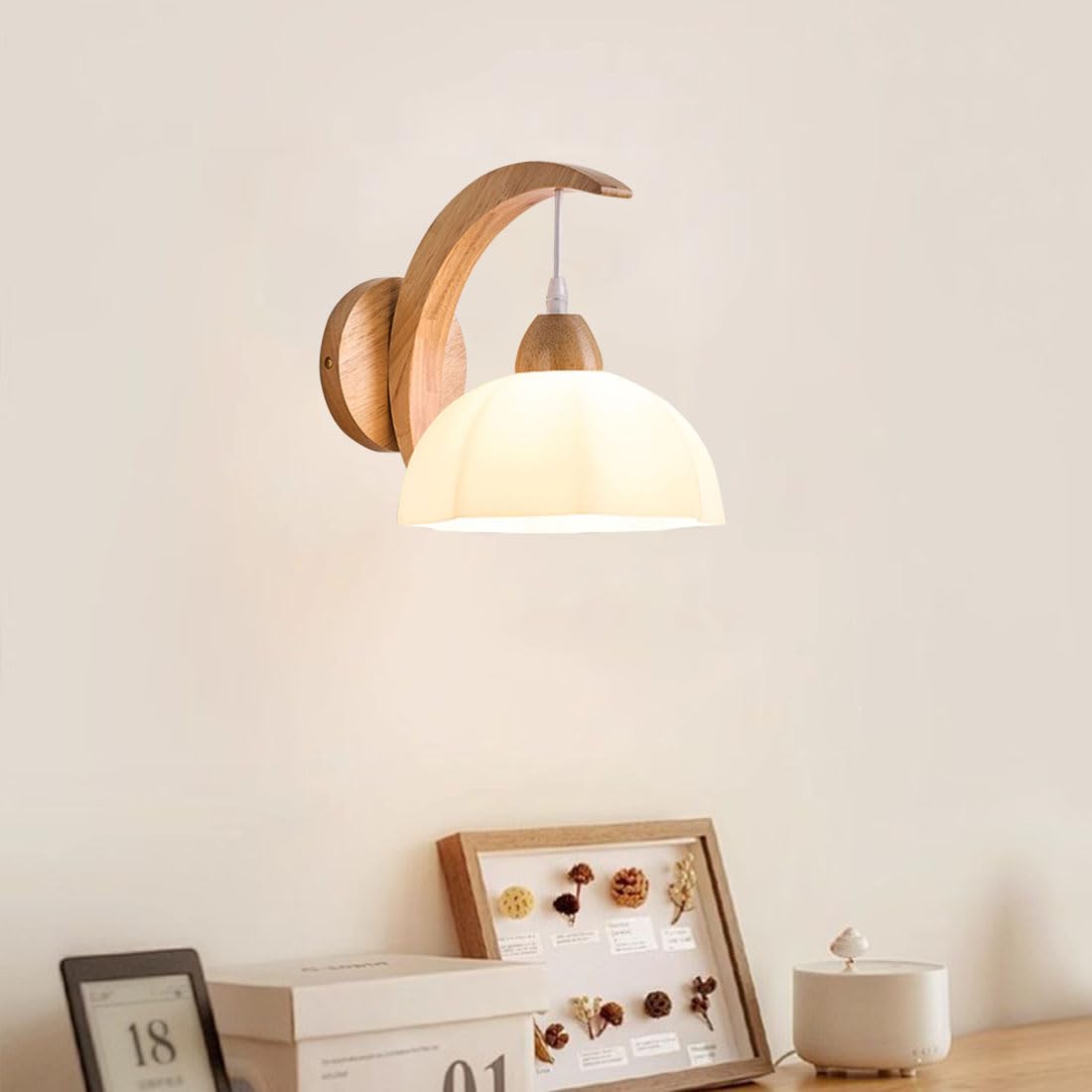 Applique Industriale da Parete con Paralume in Vetro e Base in Legno, Lampada Moderna per Camera da Letto, Soggiorno, Scale, corridoi, Sala da Pranzo e Loft (Anice Stellato)