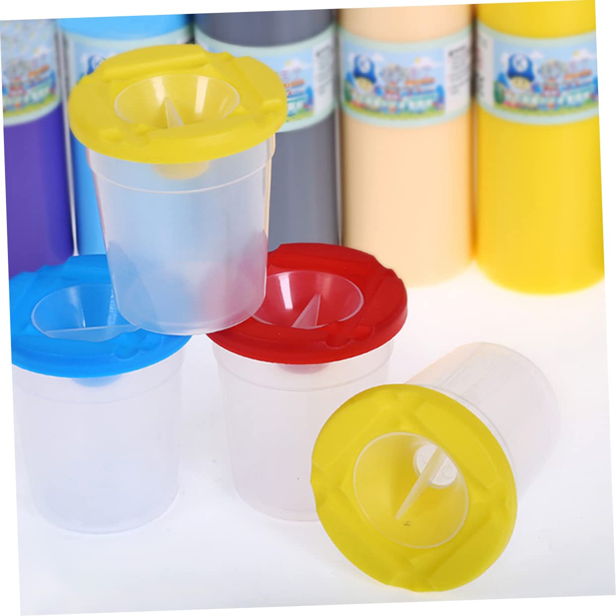 GLSTOY 5 Pack Transparent Paint Cups with Lids Leakproof Water Cups for Boys and Girls Ideal for Art Supplies Random Color