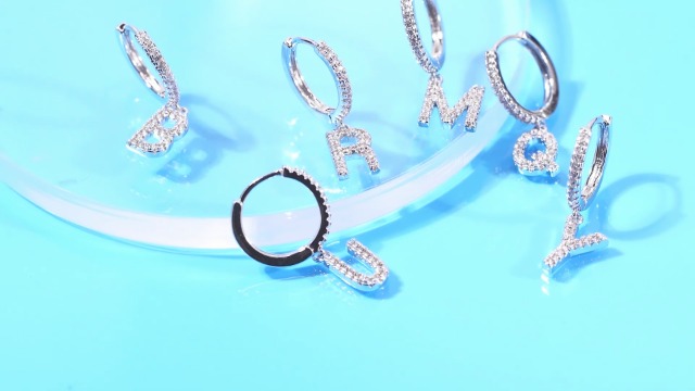 Orecchini A Cerchio Donna Con Iniziale Personalizzabile E Zirconia - 26 Lettere, Placcato Oro O Argento, Regalo - 2