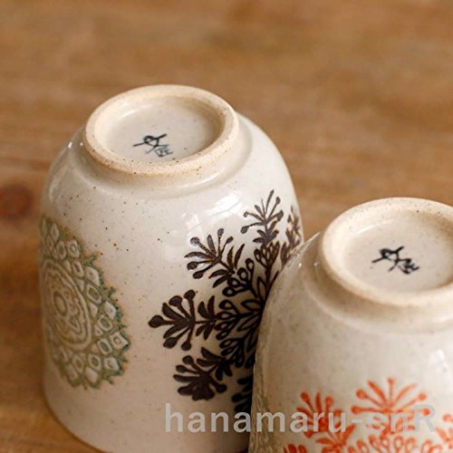 Amazon｜波佐見焼 湯呑み ペアセット 勲山窯 幾何花紋 | 夫婦湯呑み ゆ