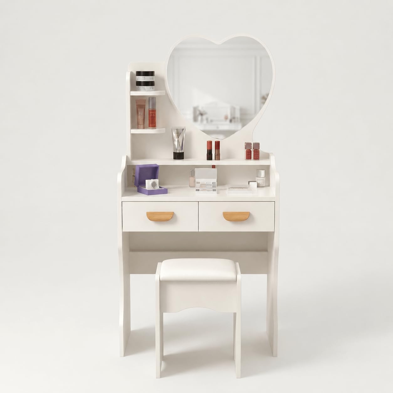 Toeletta da Trucco con Specchio a Cuore e Sgabello Incluso 59x35x118cm - Tavolo Make-up Bianco con 2 Cassetti e Mensole Portaoggetti, Specchiera per Camera da Letto e Cameretta