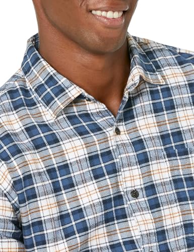 Image of Amazon Essentials Men's Regular Fit Long-Sleeve Flannel Shirt, Soft Brushed Cotton, Lightweight yet Warm