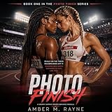 Photo Finish: A Steamy Sapphic Sports Romance Novella (English Edition)