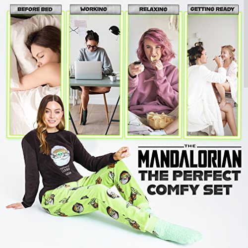 Image of Disney Womens Pyjamas, Fleece Loungewear and Fluffy Socks Stitch Gift Set (Standard, S, Green Mandalorian)
