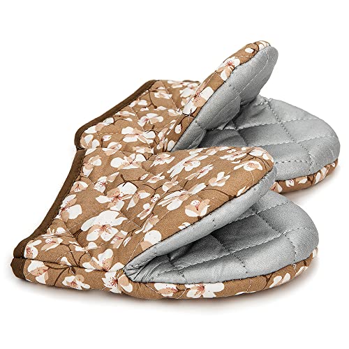 耐熱鍋つかみ 耐熱ミトン オーブンミトン キッチン手袋 2枚セット 花柄 なべつかみ かわいい 耐熱温度180℃ 鍋つかみ おしゃれ 滑り止め 電子レンジ手袋 両手 左右兼用 (ライトブラウン)