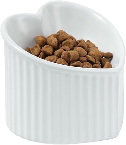 Tazón inclinado elevado de 5.5 pulgadas, cuenco elevado de cerámica para gatos, con forma de corazón de amor, plato inclinado para alimentación de