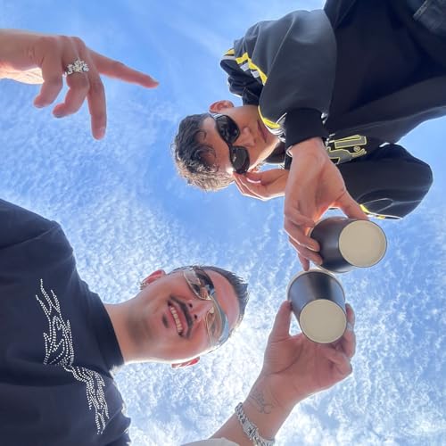 Dennis Dies Das, Amaru & Robbensohn