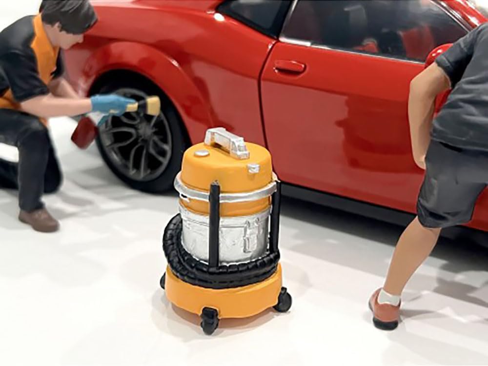 American Diorama Detail Masters Figure 6 (Wet/Dry Vac) for 1/24 Scale Models