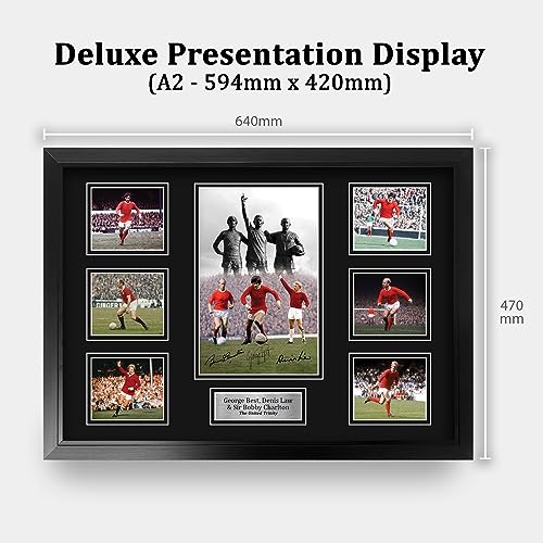 Cadre photo autographe George Best Bobby Charlton Dennis Law A2