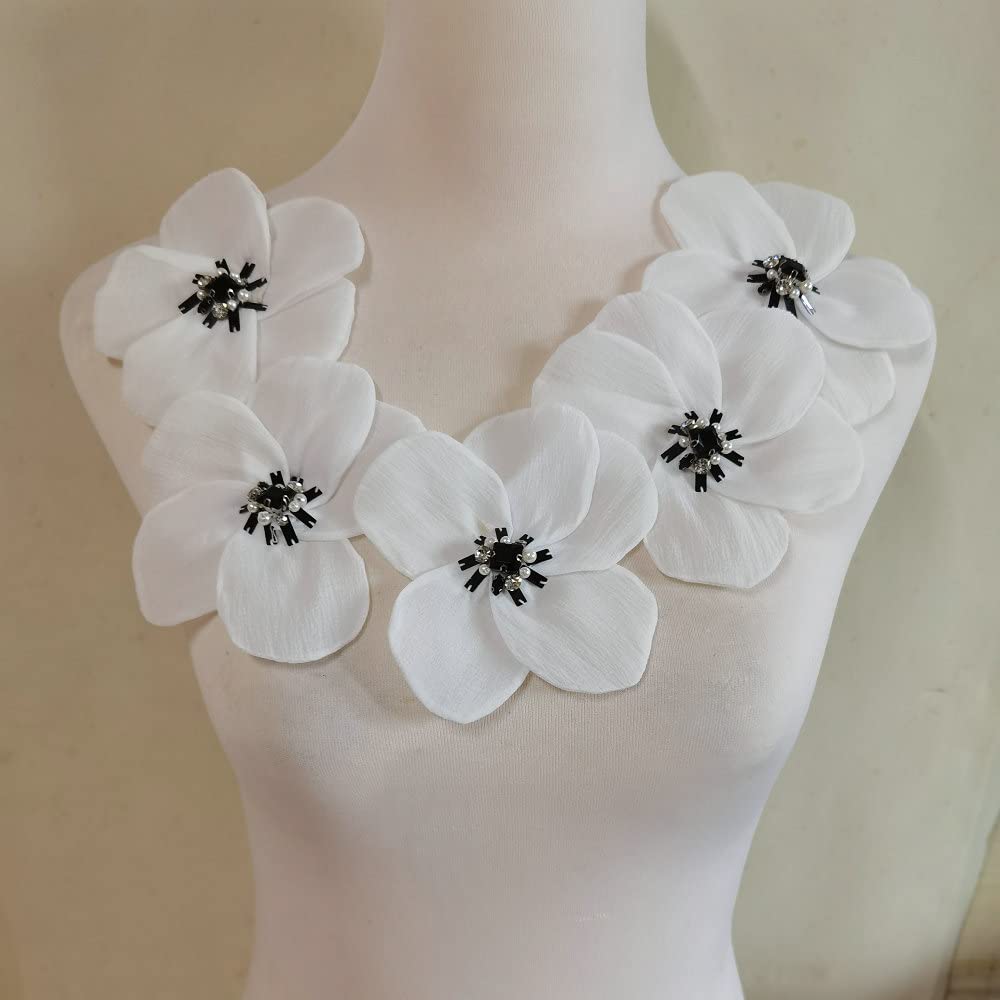 5pcs Pretty Flower Sew On Patch Embroidey Motif Children Girls Women Fabric Applique (White B)