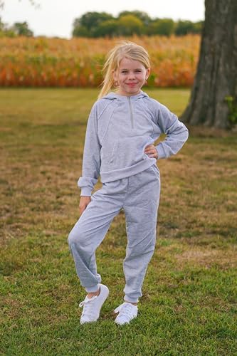 Image of fioukiay Girls Outfits 2 Piece Half Zipper Hoodies Sweatsuits Long Sleeve Athletic Sweatshirts and Sweatpants with Pockets