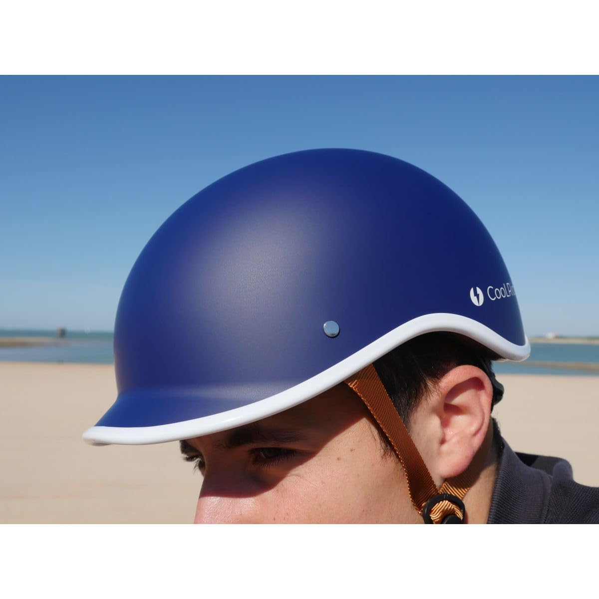 Cool Ride - Casque Adulte avec Headlock - Multisport Vélo et Trottinette - Ajustable et Léger - Urbain - 2 Aérations - Visière intégrée - Certifié Norme en 1078