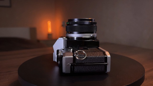 Amazon.com : Olympus OM-10 OM10 35mm SLR Film Camera with Manual