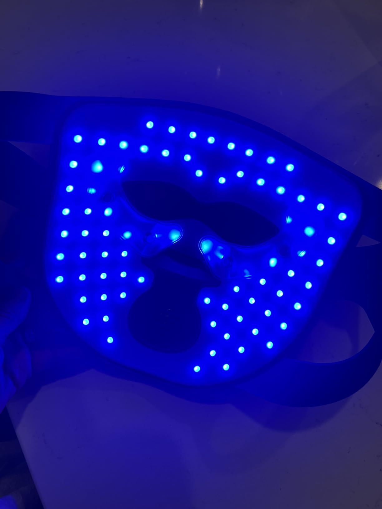 INIA Glow 4D Wireless Red Light Therapy Mask for face – Dual NIR, 320 LEDs, 4 Modes, Under-Eye Cooling, Cordless & Rechargeable LED Face Mask for Home & Travel, Skincare Mom Wife, Blue