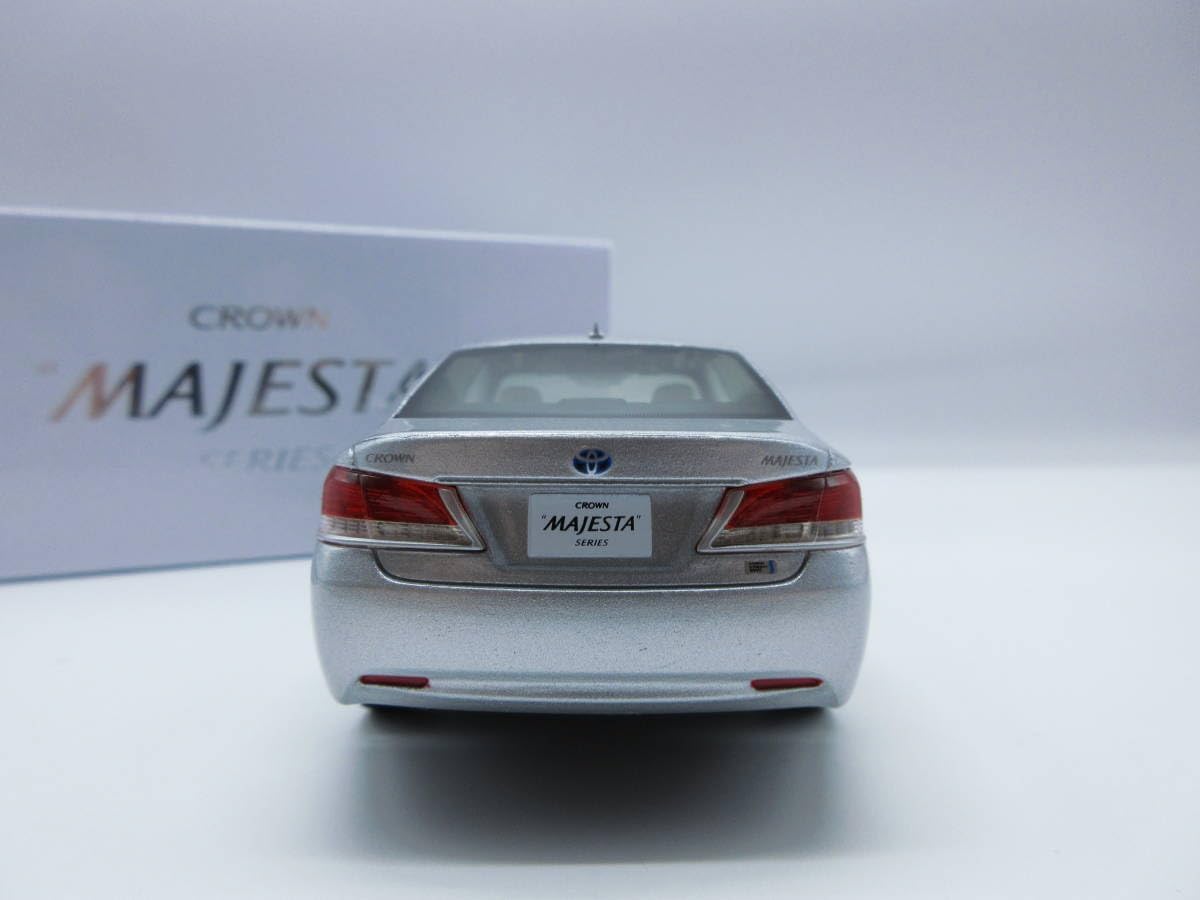 RB8 セバスチャンベッテル 日本GP優勝 ミニカー 限定版