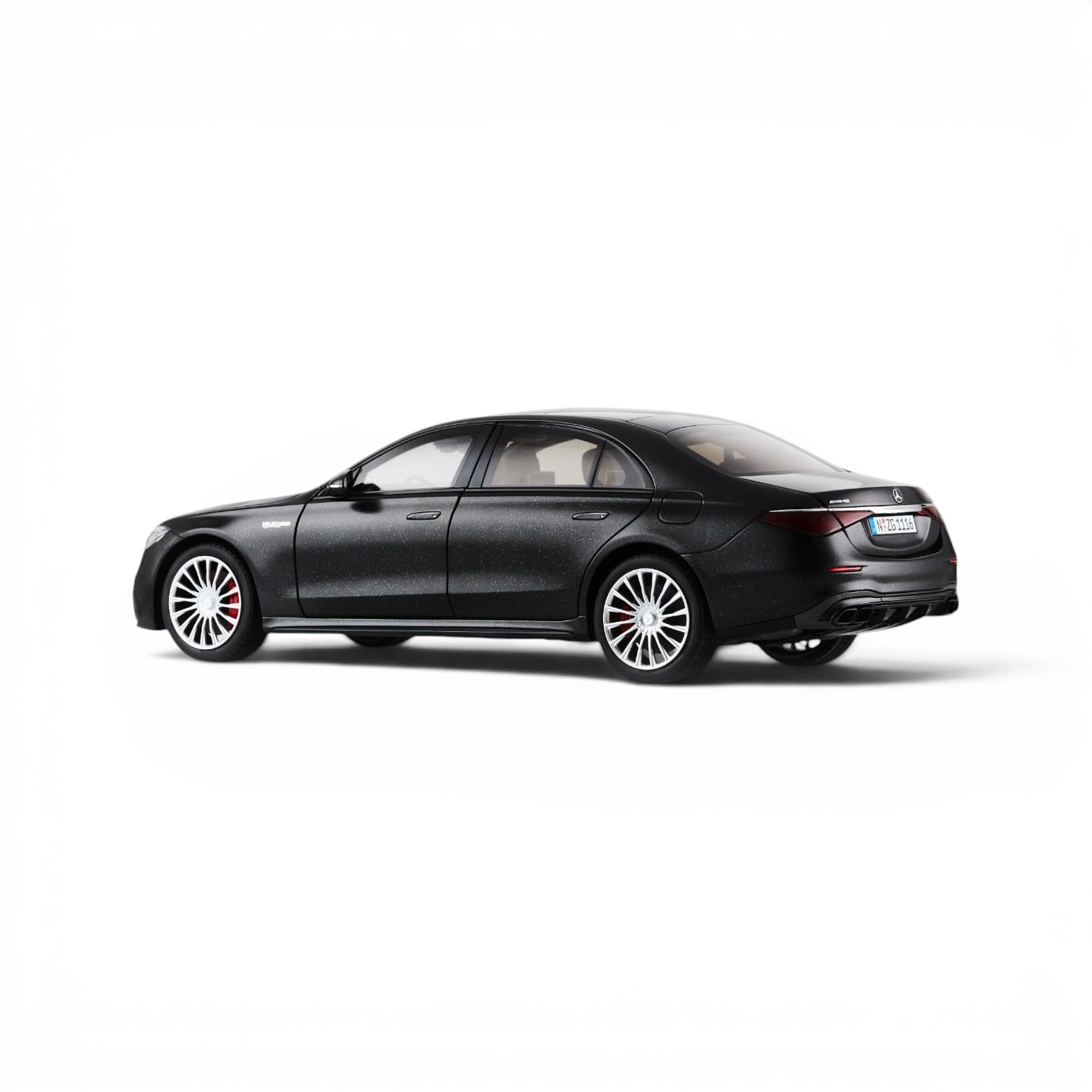 Mercedes-AMG S 63 S E Performance, 1:18 Modellauto (nachtschwarz magno) | Öffnende Türen, Motorhaube & Kofferraum, präzise Innenraumdetails, hochwertige Metallausführung