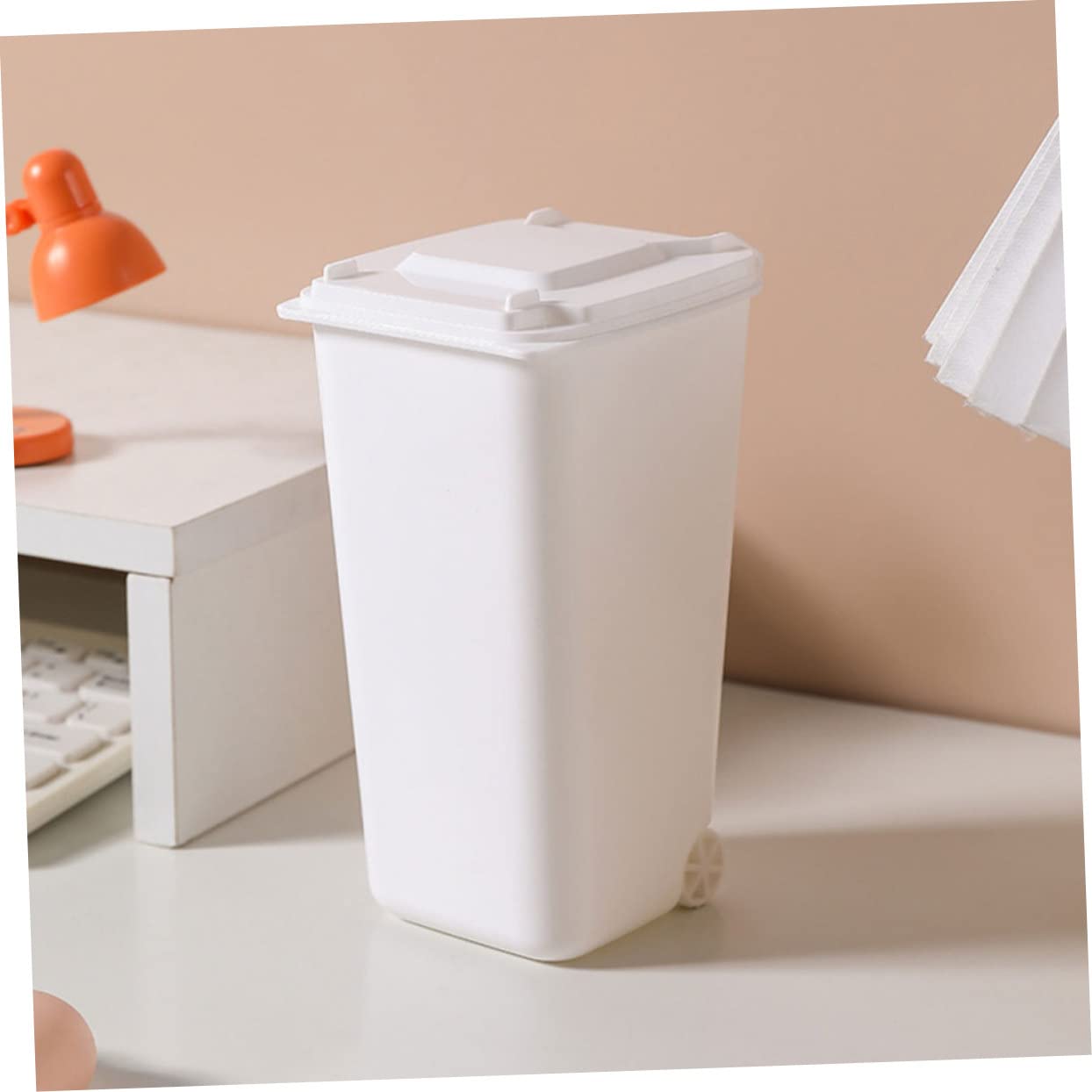 BUGUUYO Small Trash Can Mini Recycling Bin Lid Desk Organizer with Pen Holder 4 Pack
